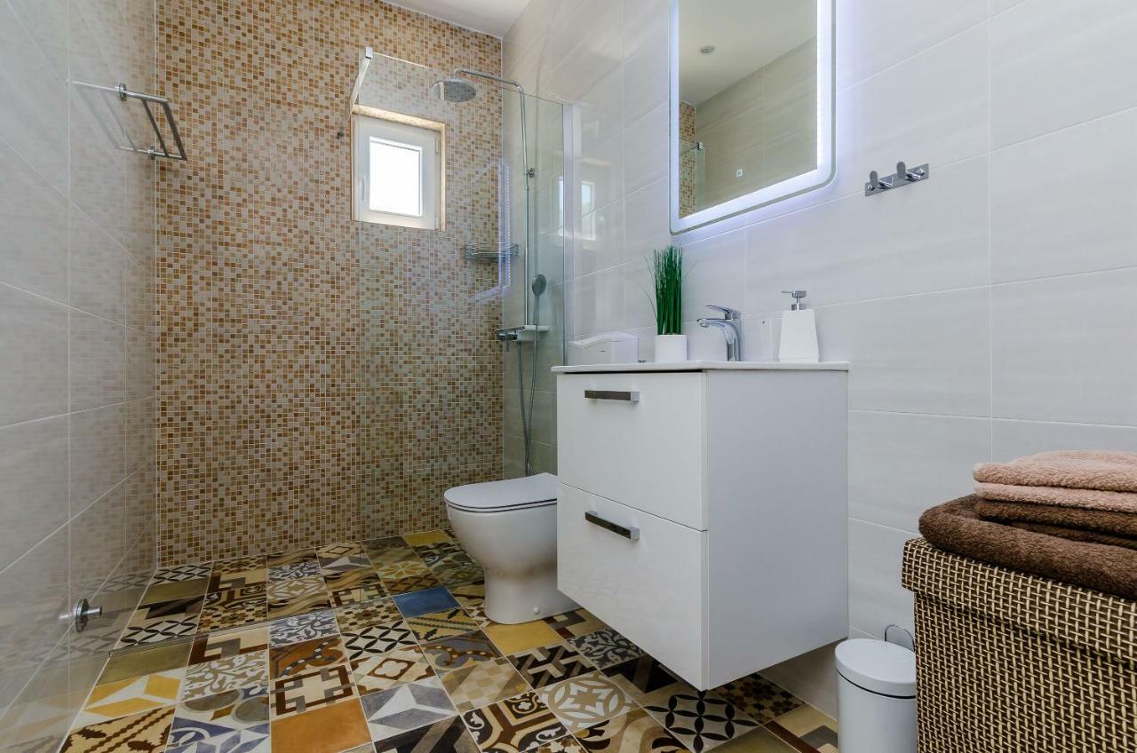 King Suite Mlini Kültér fotó